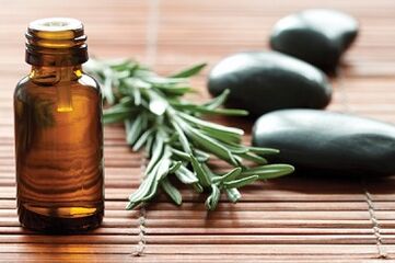 Tea tree oil for toenail fungus